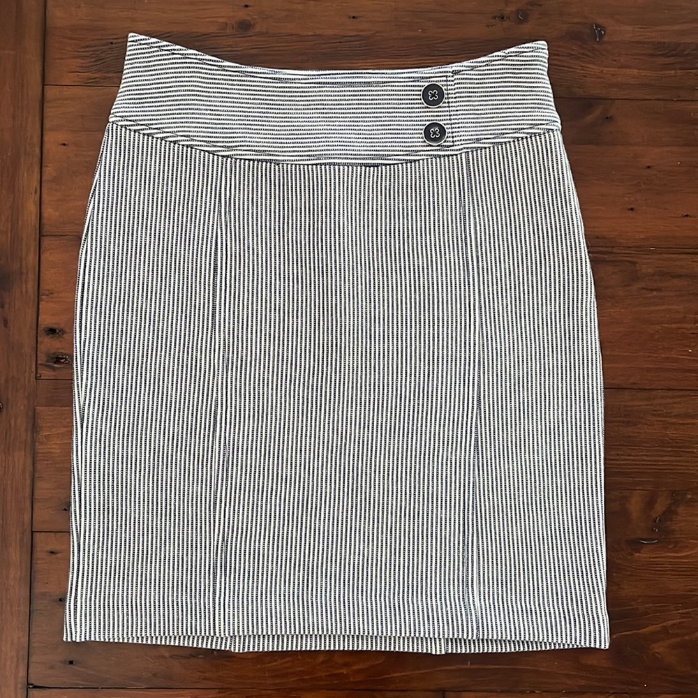 Banana Republic Factory Skirt, Size 0